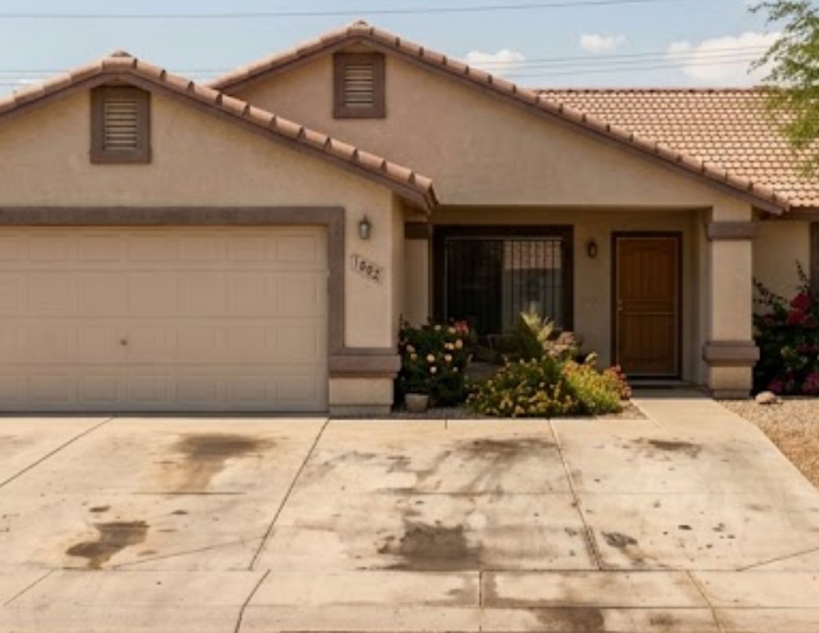 Yuma home before power washing